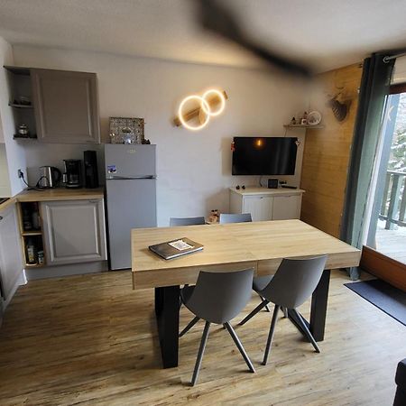 Appartement 4 A 6 Personnes - Chalets D'Aurouze - La Joue Du Loup Le Devoluy Exterior photo